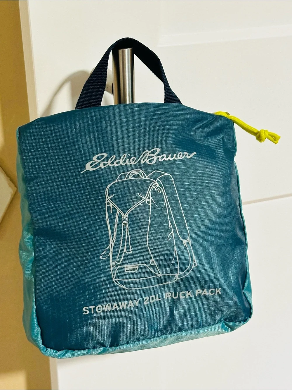 Eddie Bauer lightweight eddie